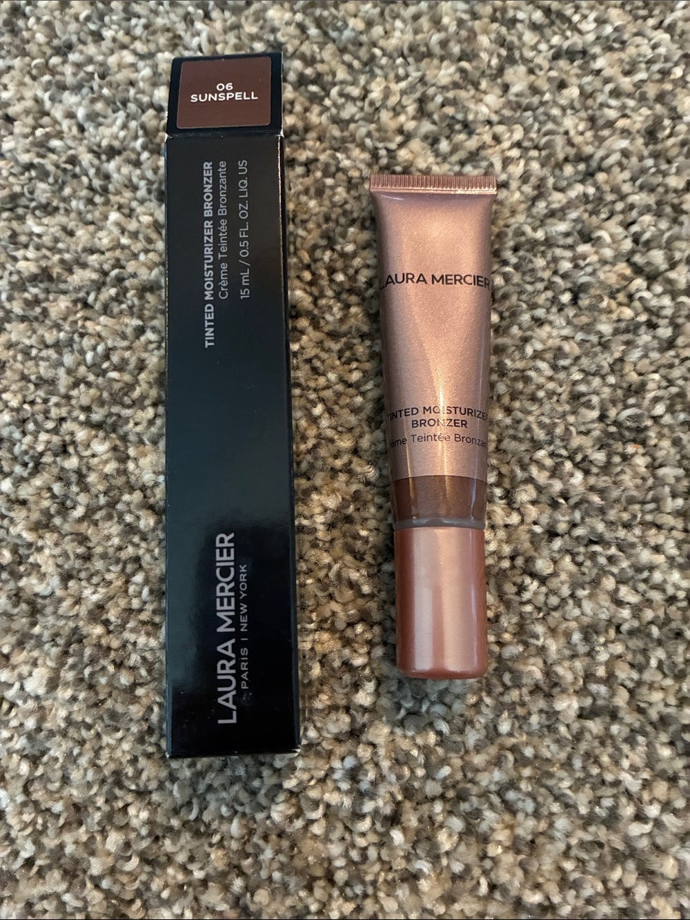 Laura Mercier Tinted Moisturizer Bronzer 06 Sunspell
